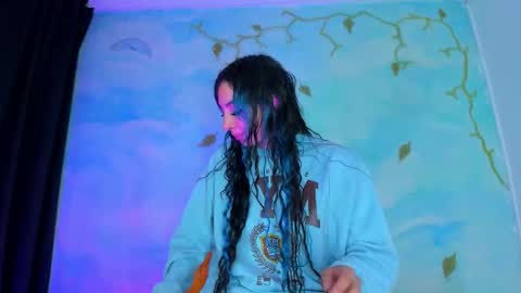 Saturnooo online show from 09.16.25