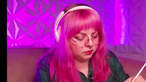 Gina George online show from 02.13.26