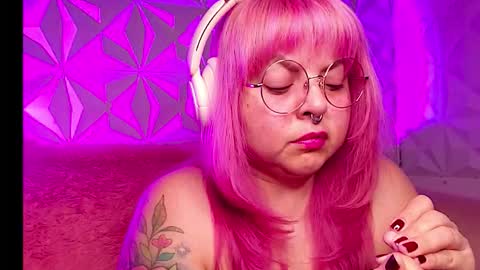 Gina George online show from 02.14.26