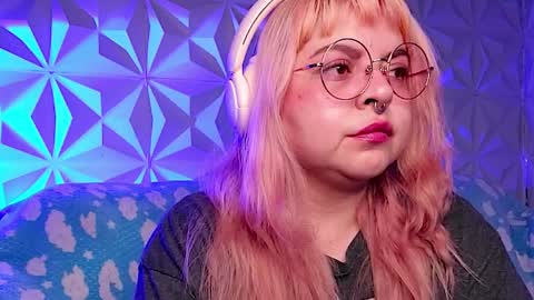 Gina George online show from 03.29.26