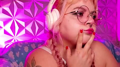 Gina George online show from 04.02.26