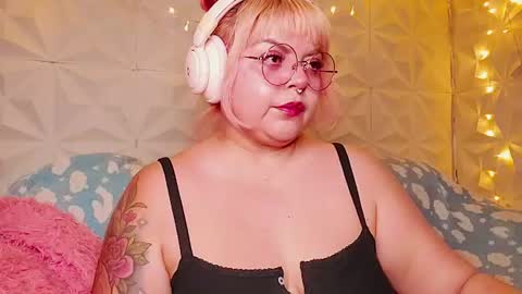 Snapshot of satyn_doll chatting on 07.01.26 Gina George online show from 07.01.26