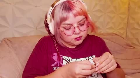 Snapshot of satyn_doll chatting on 07.26.26 Gina George online show from 07.26.26