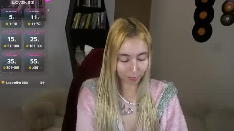 I AM JENN  online show from 09.28.25