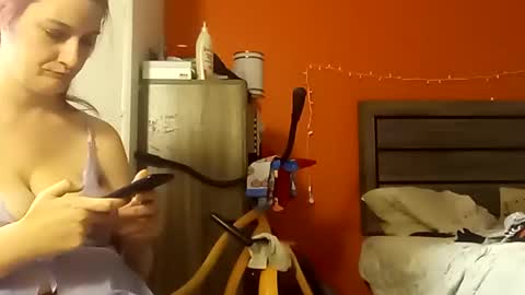 SnowBunny online show from 01.29.25