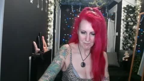 SaucySky online show from 02.02.25