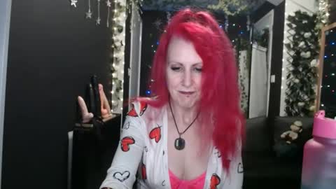 SaucySky online show from 02.06.25