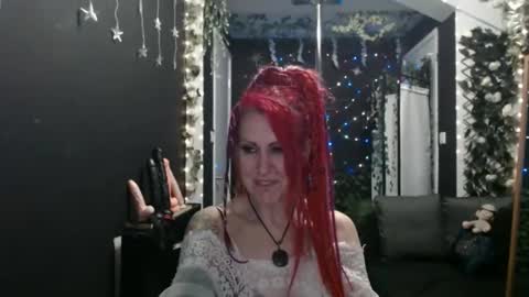 SaucySky online show from 02.18.25