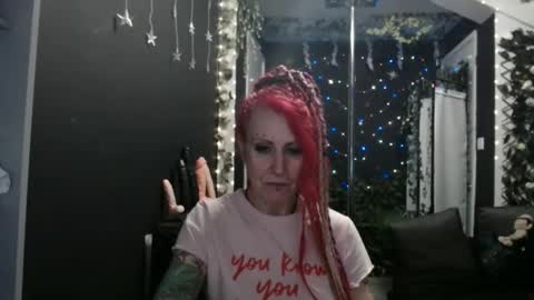 SaucySky online show from 03.11.25