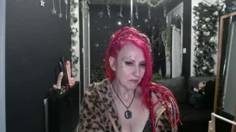 SaucySky online show from 09.14.25