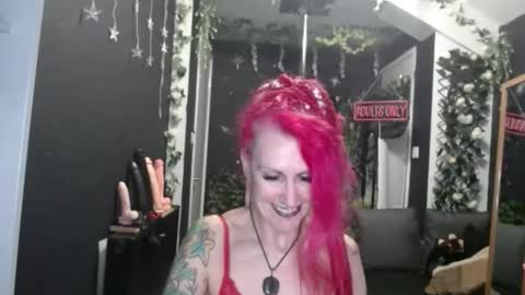 SaucySky online show from 03.04.26