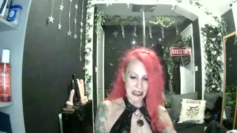 Snapshot of saucysky chatting on 07.18.26 SaucySky online show from 07.18.26