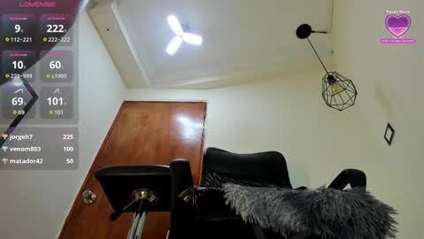 Snapshot of sava_lee chatting on 03.07.25 Sava lee online show from 03.07.25