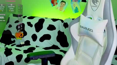 Ariel online show from 09.23.25