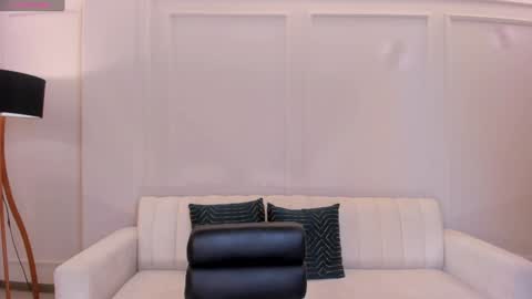 S a v a n n a h  online show from 01.30.25