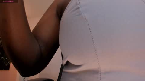 S a v a n n a h  online show from 09.15.25