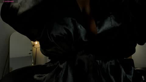 S a v a n n a h  online show from 10.01.25