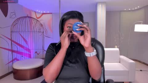 S a v a n n a h  online show from 11.28.25