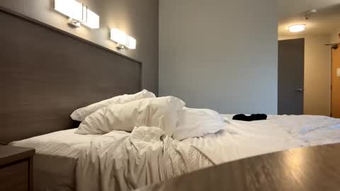 savannahtakethisbanana online show from 11.21.25