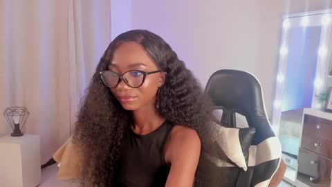 Savannahwildee online show from 01.13.25