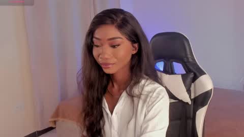 Savannahwildee online show from 02.08.25