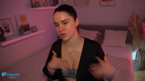 Naomi online show from 02.26.25