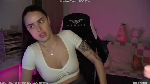 Naomi online show from 12.16.25