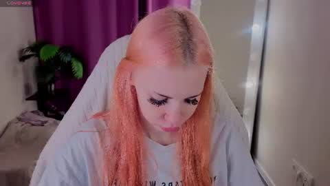 Snapshot of sayl0r_moon chatting on 06.11.26 Kira GMT 7 Mon Thu-Sun 0800am-0200pm online show from 06.11.26