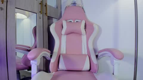 Say Lilith   Monday to Saturday 700am to 140pm Colombian time  online show from 01.07.25