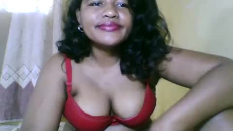 saylla1 online show from 11.03.25