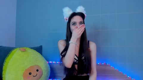 Astra and Augusta online show from 01.22.25