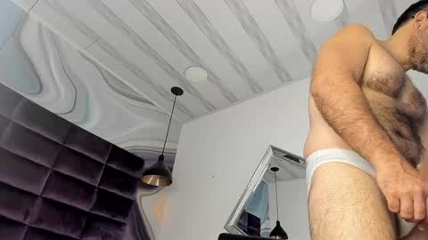 Snapshot of sbastone_muscle chatting on 01.22.25 sebastian muscleman daddy the better latin lover online show from 01.22.25