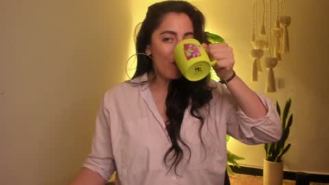 Snapshot of scalertt__steel_ chatting on 12.18.24 Venus online show from 12.18.24