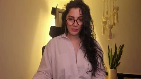 Snapshot of scalertt__steel_ chatting on 02.27.25 Venus online show from 02.27.25