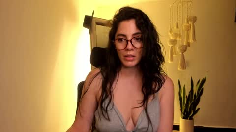 Snapshot of scalertt__steel_ chatting on 03.02.25 Venus online show from 03.02.25