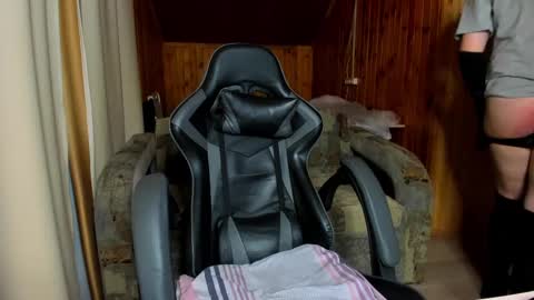 Snapshot of scandark chatting on 02.19.25 scandark online show from 02.19.25