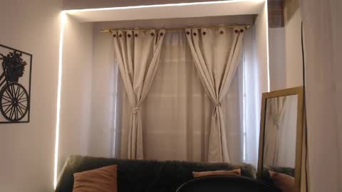 Scaelet Mia online show from 04.16.26