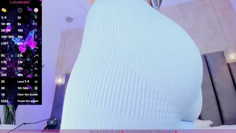 Snapshot of scarleett_johansson chatting on 03.02.25 Scarlett online show from 03.02.25