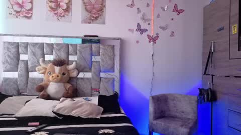 scarlet online show from 04.18.26