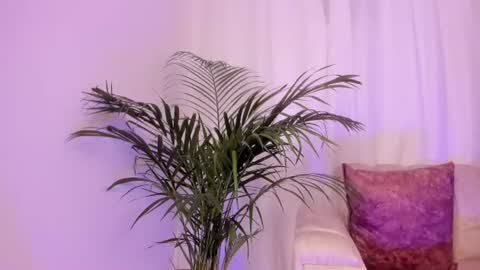 Scarlet online show from 06.25.26