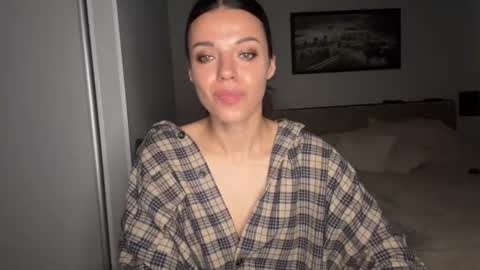 Sophie online show from 06.22.26