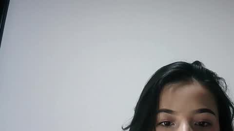 scarlet_muse18 online show from 11.26.25