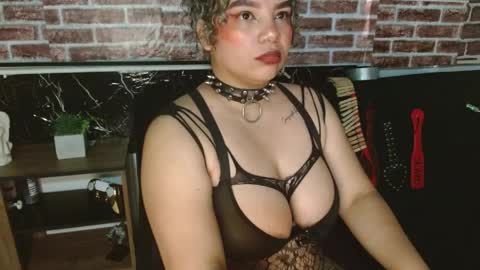 Scarlet online show from 04.09.26