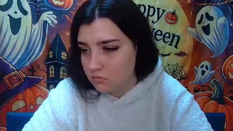 Snapshot of scarletcargo chatting on 11.02.25 ScarletCargo online show from 11.02.25