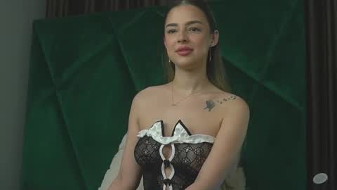 Snapshot of scarletcoles chatting on 10.25.25 Scarlet online show from 10.25.25