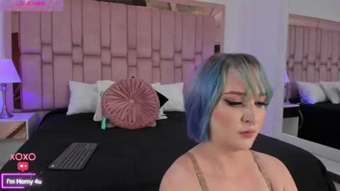 Snapshot of scarletgodd chatting on 11.24.25 Scarlet online show from 11.24.25