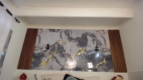 Snapshot of scarlethchannel chatting on 11.30.25 Scarleth online show from 11.30.25