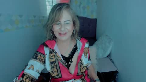 S C A R L E T online show from 12.20.24