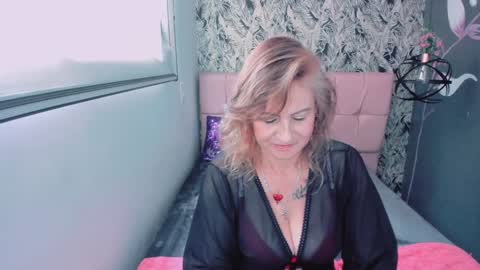 S C A R L E T online show from 01.14.25