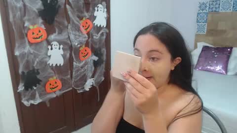 scarlet  online show from 10.17.25